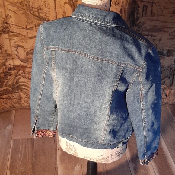 Up One Collection Jean Jacket M - Picture 5 of 6
